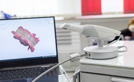 Hals-Nasen-Ohrenarzt, Physiotherapeut, Mund-Kiefer-Gesichtschirurg, Kardiologe, komplexen Behandlungsfällen, Lebensqualität, Zufriedenheit, Meisterlaboren, Technik, Zähne, Ängste, Dr. Yvonne Dorge, Hagen, Elberfelder Straße 20